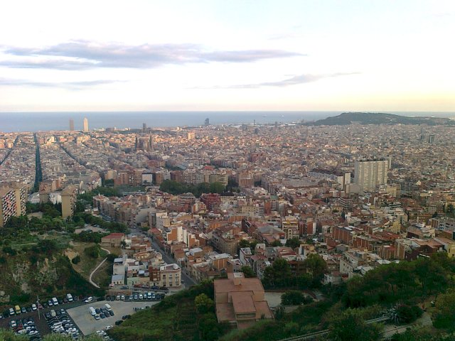 Vista de Barcelona des del Turó de la Rovira