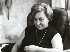 Maria-Aurèlia-Capmany-el-1968©Barceló-Arxiu-«Serra-dOr»1